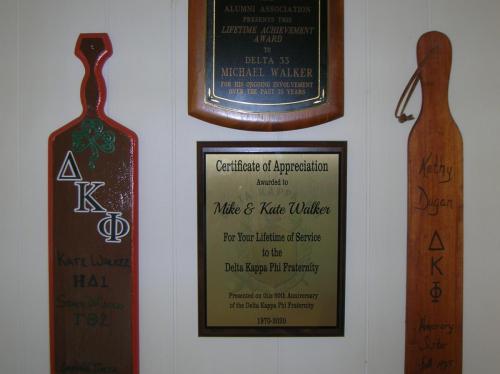 MIKE-AND-KATE-WALKER-PLAQUE-2021